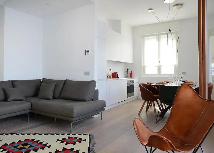 Rhapsody On The 度假居